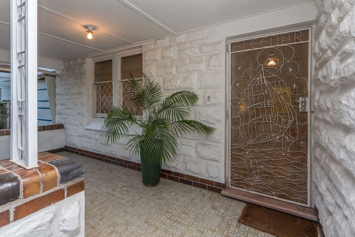 33 Alabama Avenue, Prospect SA 5082, Prospect - Thumbnail 2