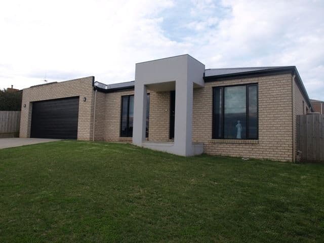 134 Harrington Road, WARRNAMBOOL VIC 3280, Warrnambool - Thumbnail 2