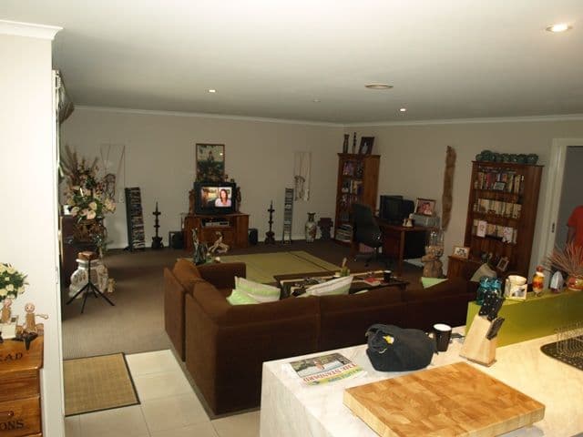 134 Harrington Road, WARRNAMBOOL VIC 3280, Warrnambool - Thumbnail 7