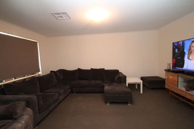 38 Masters Street, Riverton SA 5412, Riverton - Thumbnail 2