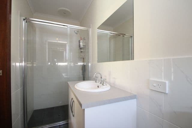 38 Masters Street, Riverton SA 5412, Riverton - Thumbnail 4