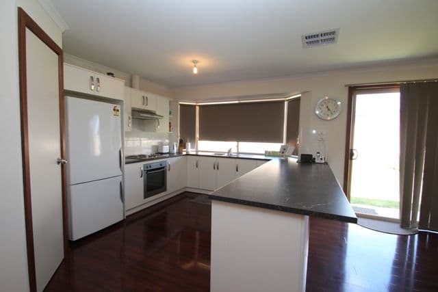 38 Masters Street, Riverton SA 5412, Riverton - Thumbnail 5