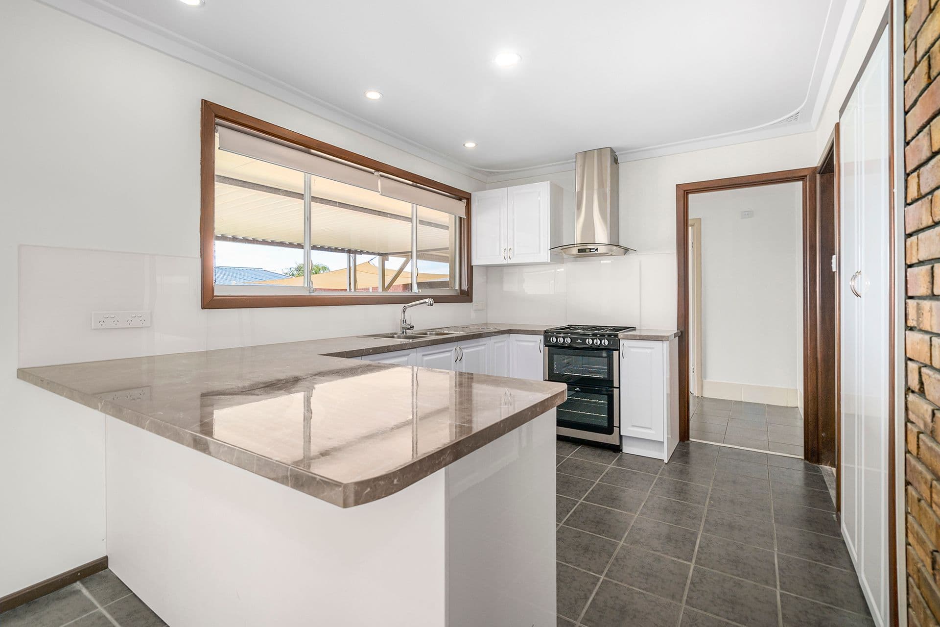 8 Pearson Street, Mount Tarcoola WA 6530, Mount Tarcoola - Thumbnail 3