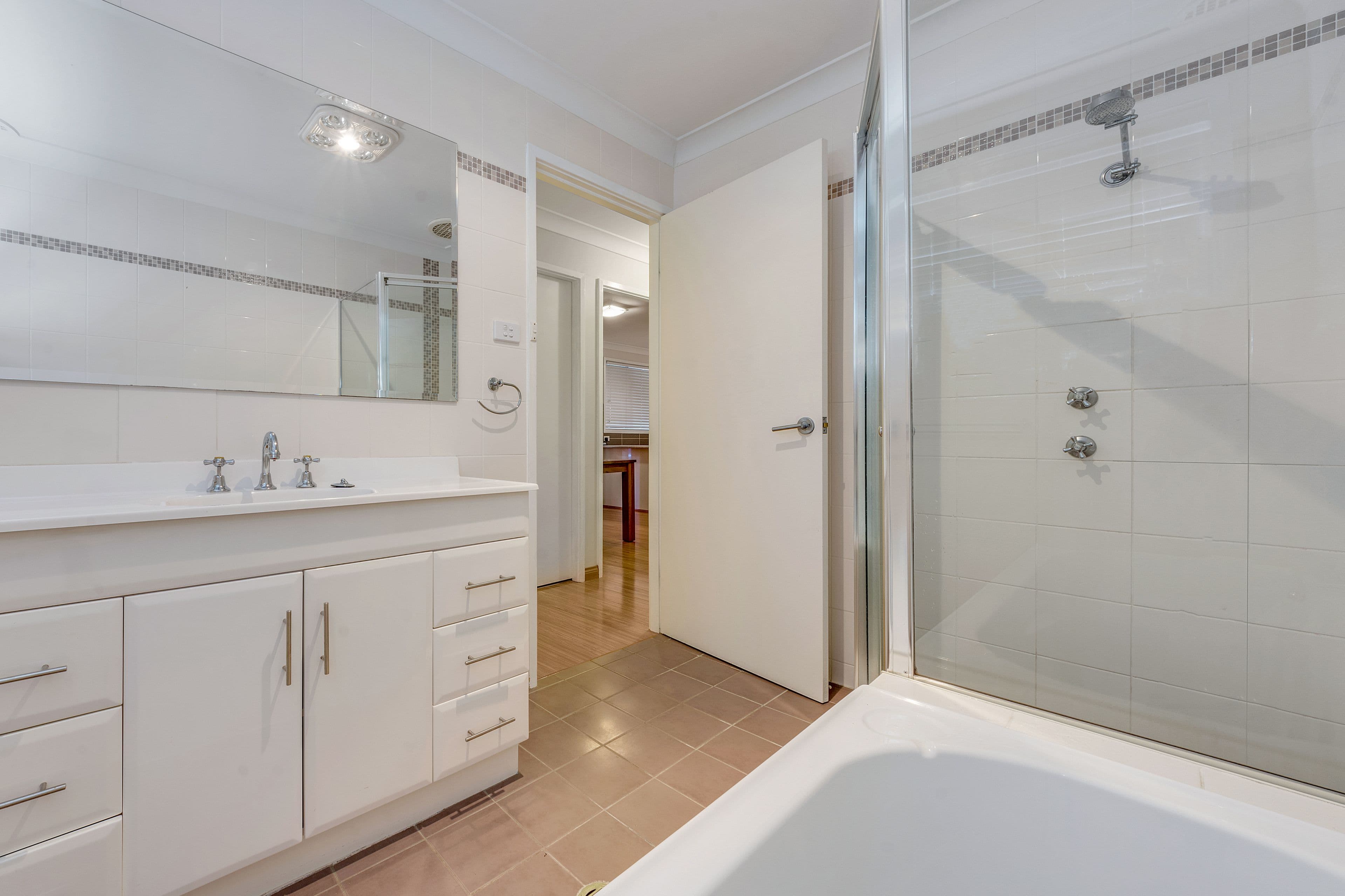6 Whistler Avenue, Ingleburn - Thumbnail 7