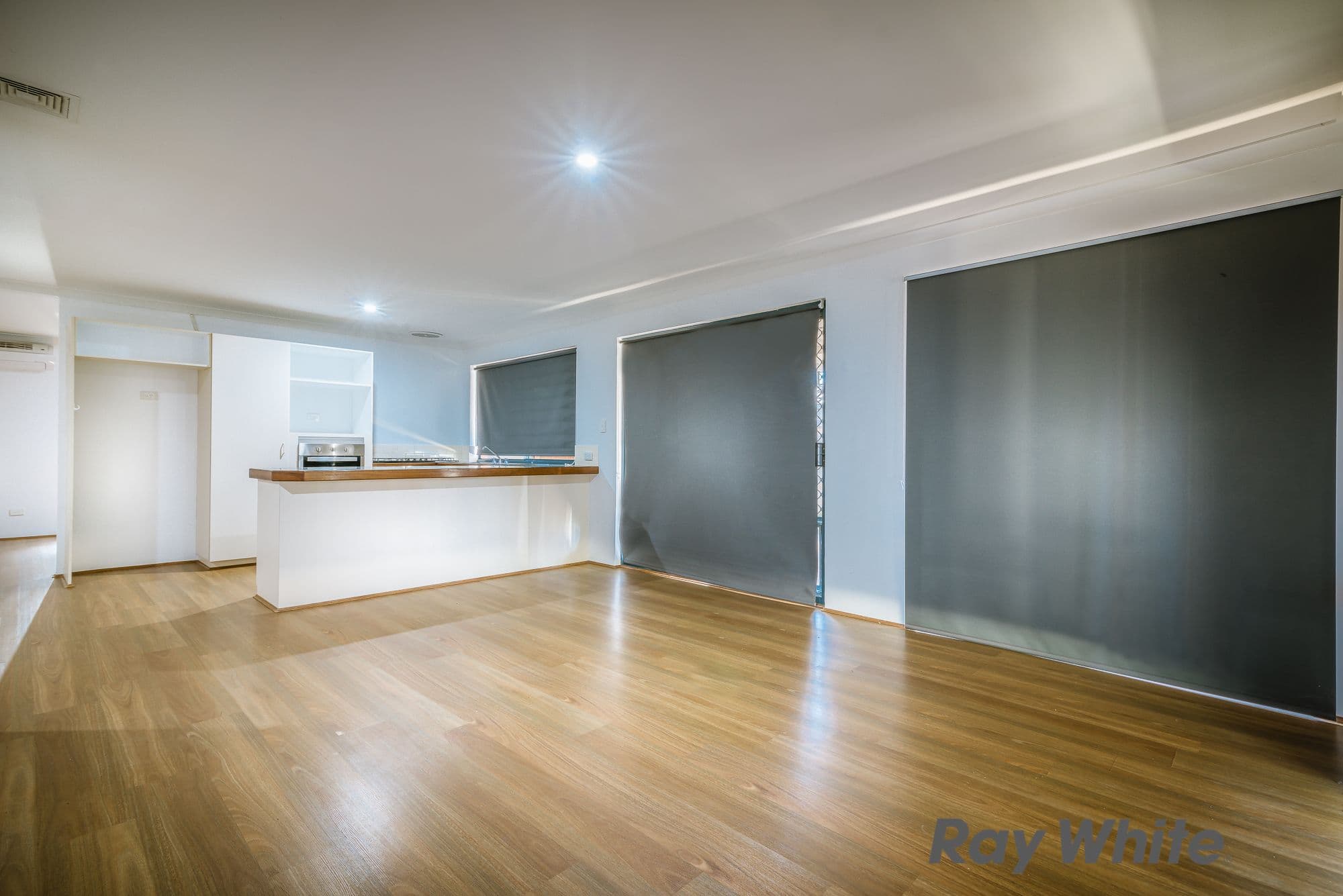 56 Mangrove Circuit, Banksia Grove WA 6031, Banksia Grove - Thumbnail 3