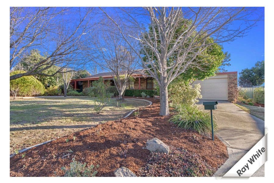 14 Moonbi Crescent, Isabella Plains ACT 2905, Isabella Plains - Thumbnail 2