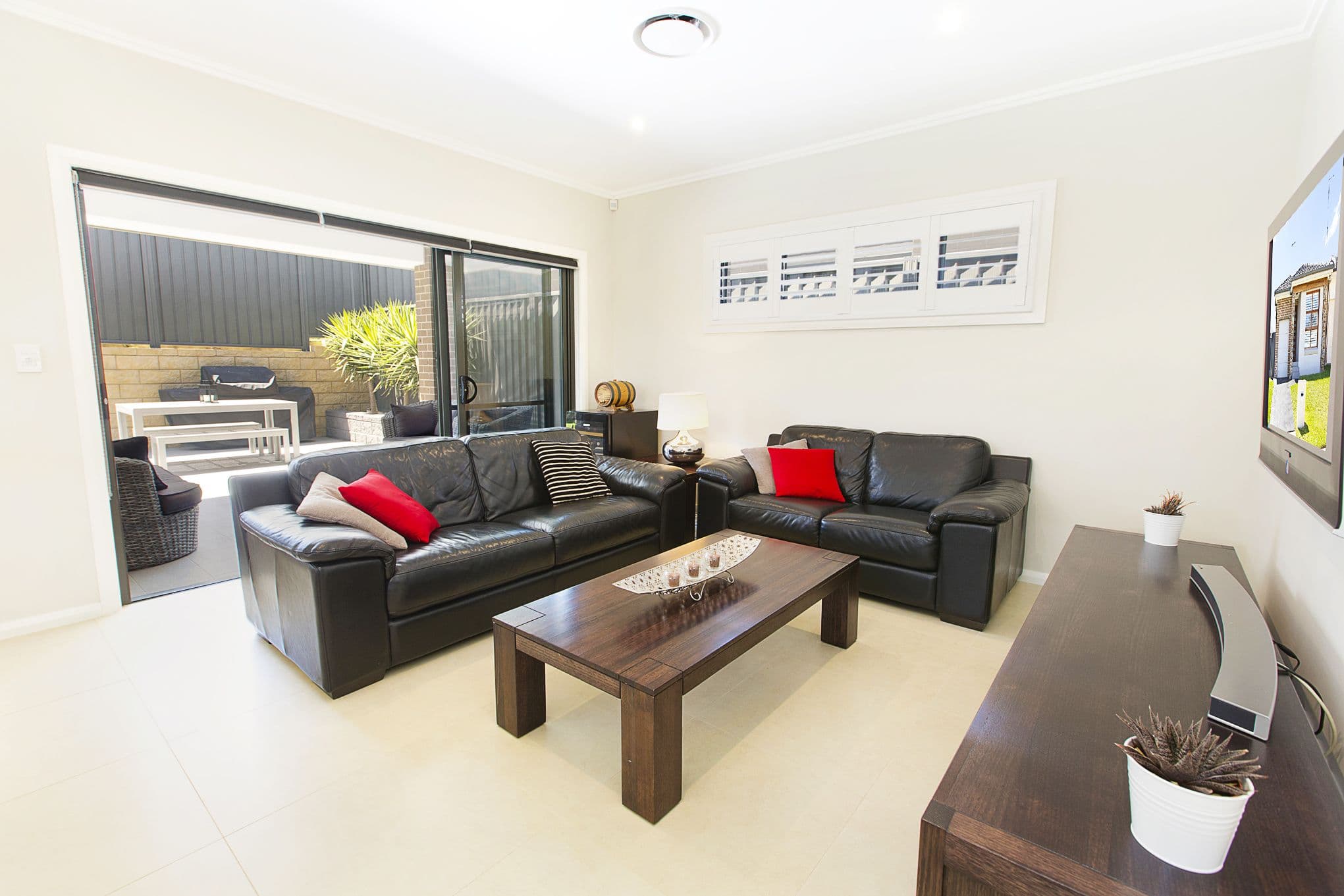 50 Tall Trees Drive, Glenmore Park - Thumbnail 2