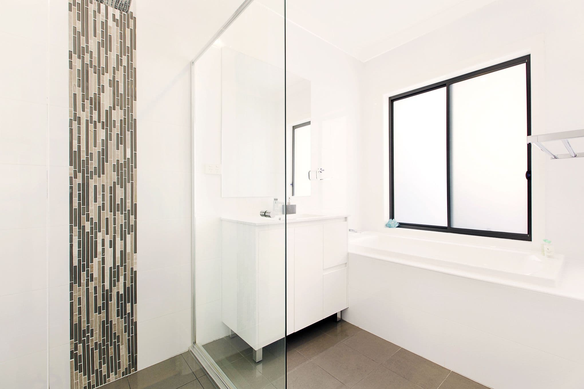 50 Tall Trees Drive, Glenmore Park - Thumbnail 8