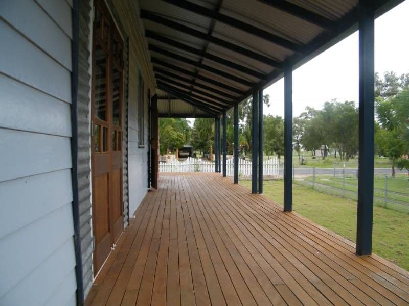 2  Helena Street, CHINCHILLA QLD 4413, Chinchilla - Thumbnail 4