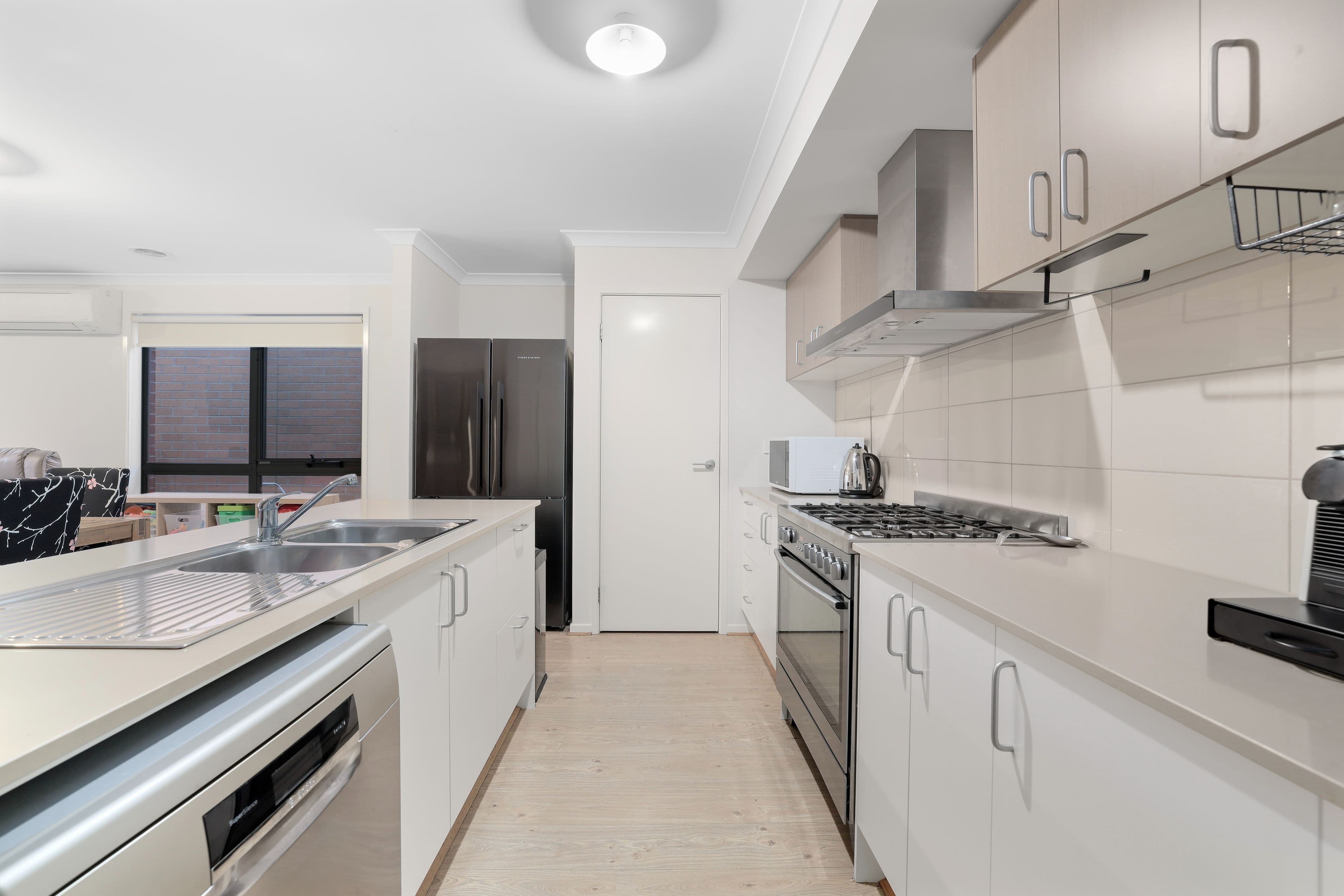 5 Rupert Street, Cranbourne East VIC 3977, Cranbourne East - Thumbnail 2