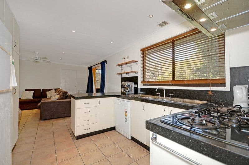 141 Chuculba Crescent, GIRALANG ACT 2617, Giralang - Thumbnail 7