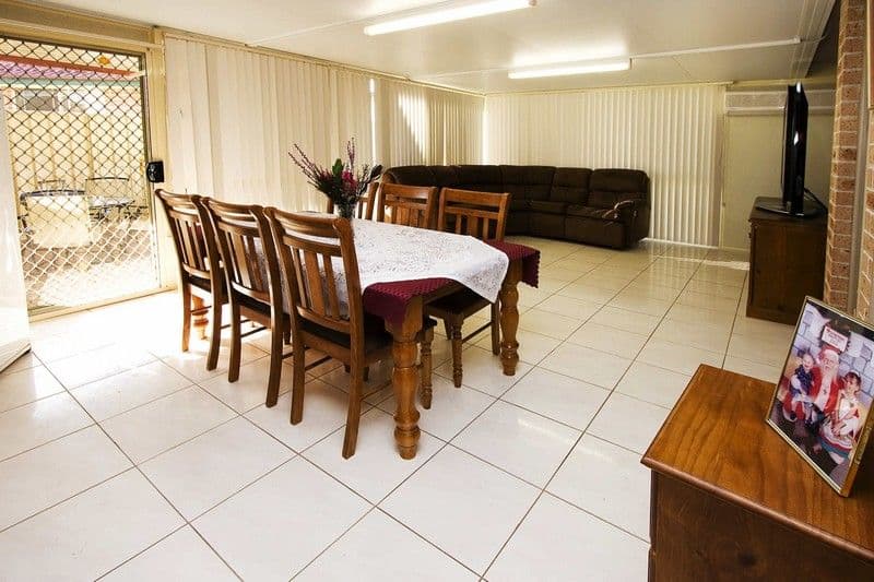 10 Scrubwren Place, GLENMORE PARK NSW 2745, Glenmore Park - Thumbnail 2