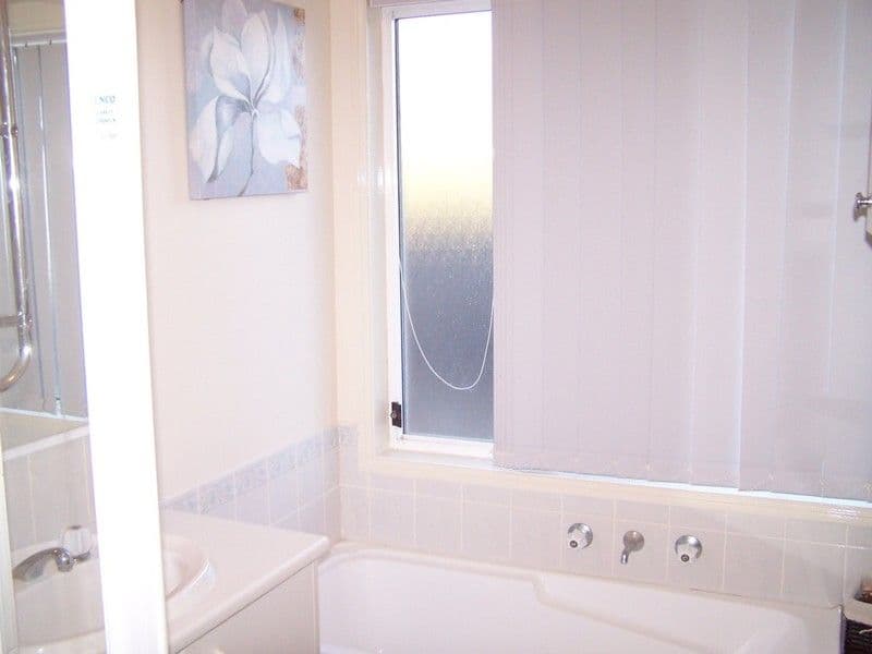 10 Scrubwren Place, GLENMORE PARK NSW 2745, Glenmore Park - Thumbnail 7