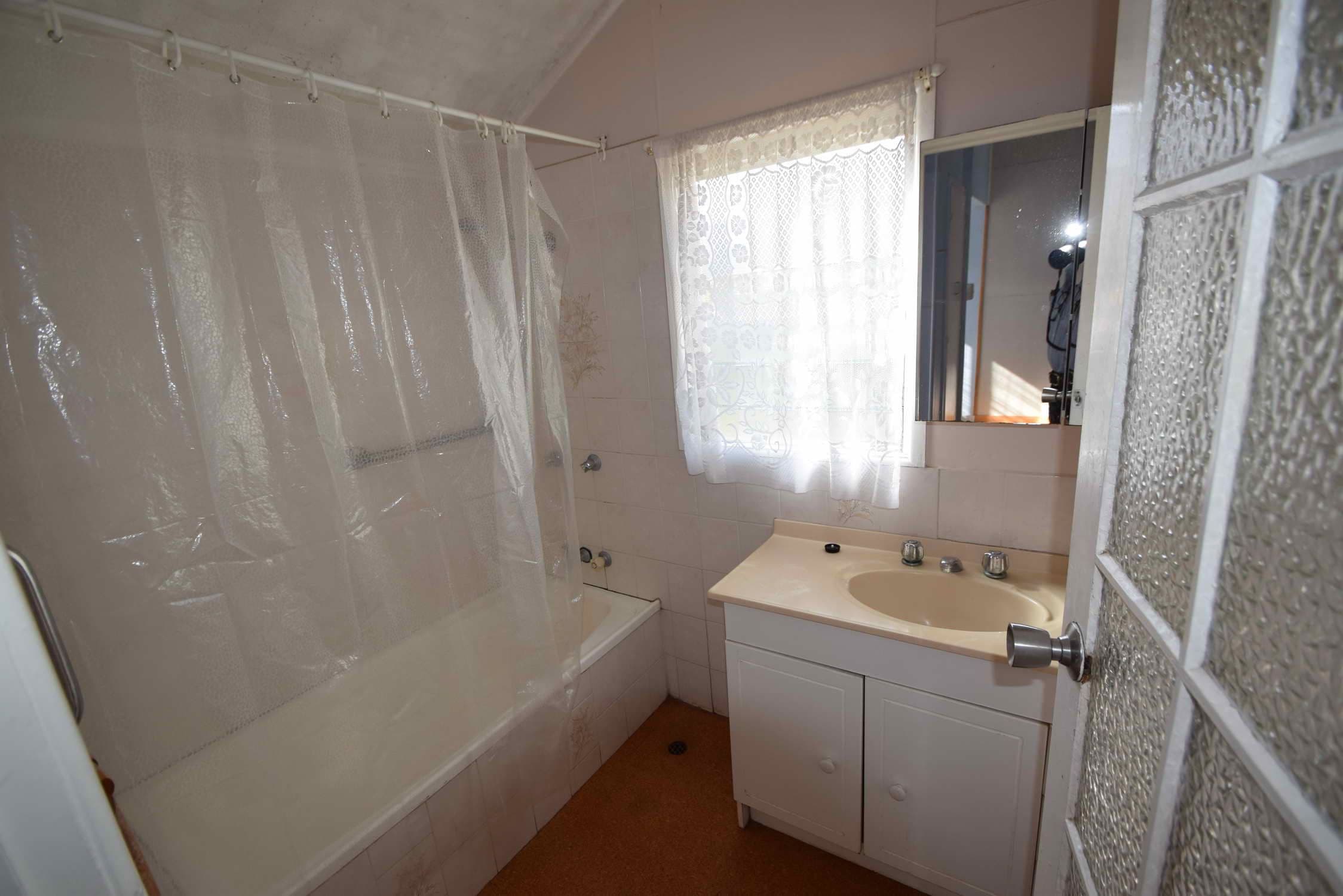 8 Short Street, Esk QLD 4312, Esk - Thumbnail 7