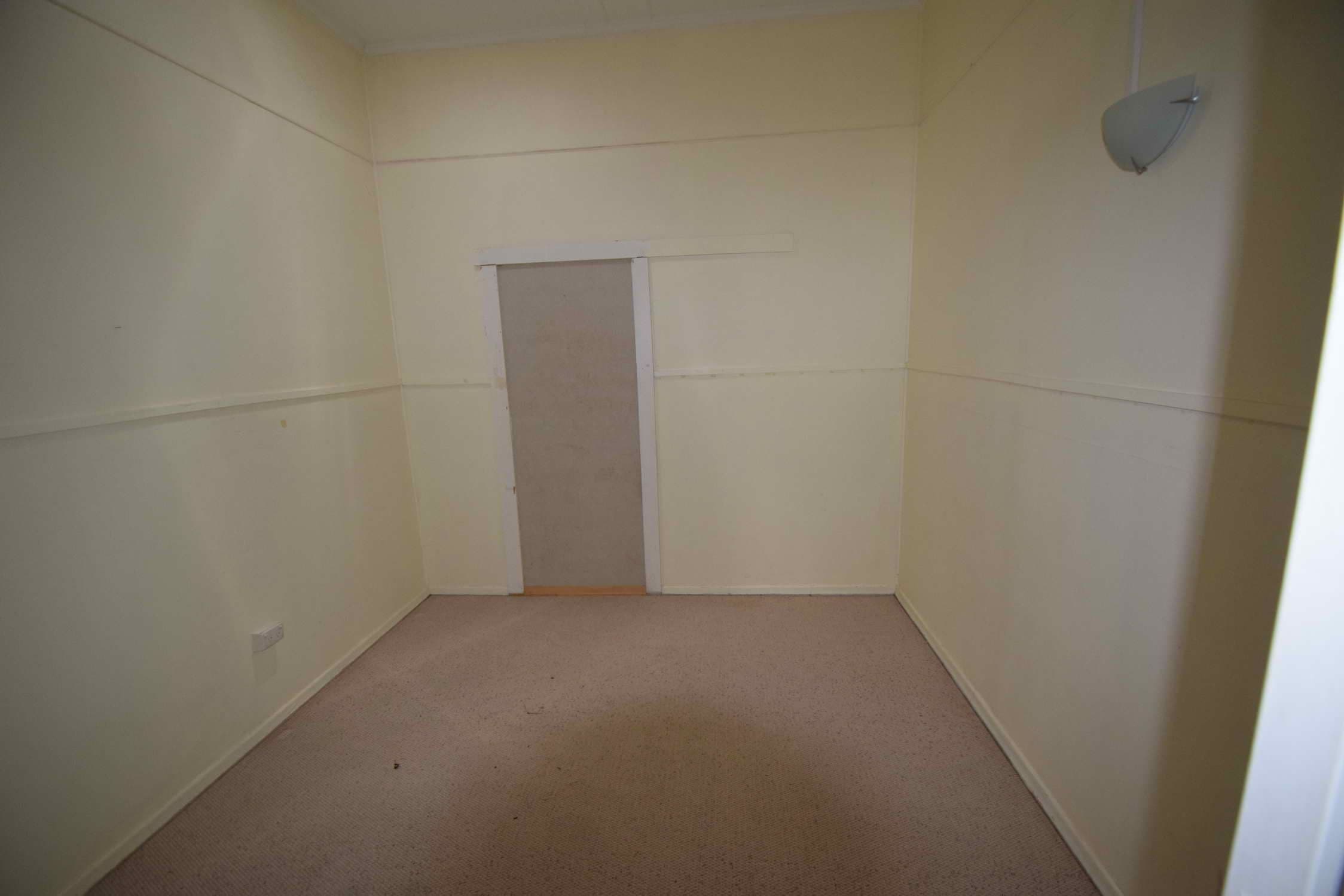 8 Short Street, Esk QLD 4312, Esk - Thumbnail 8