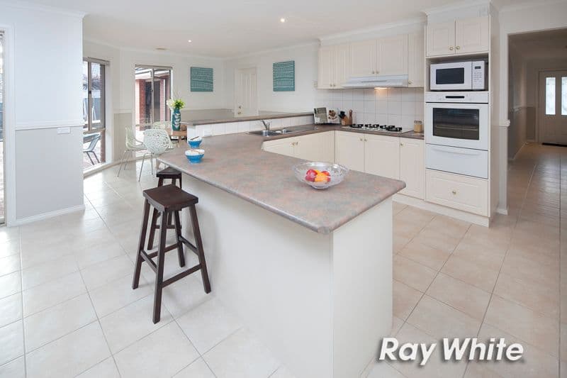 14 Collina Court, Langwarrin VIC 3910, Langwarrin - Thumbnail 5