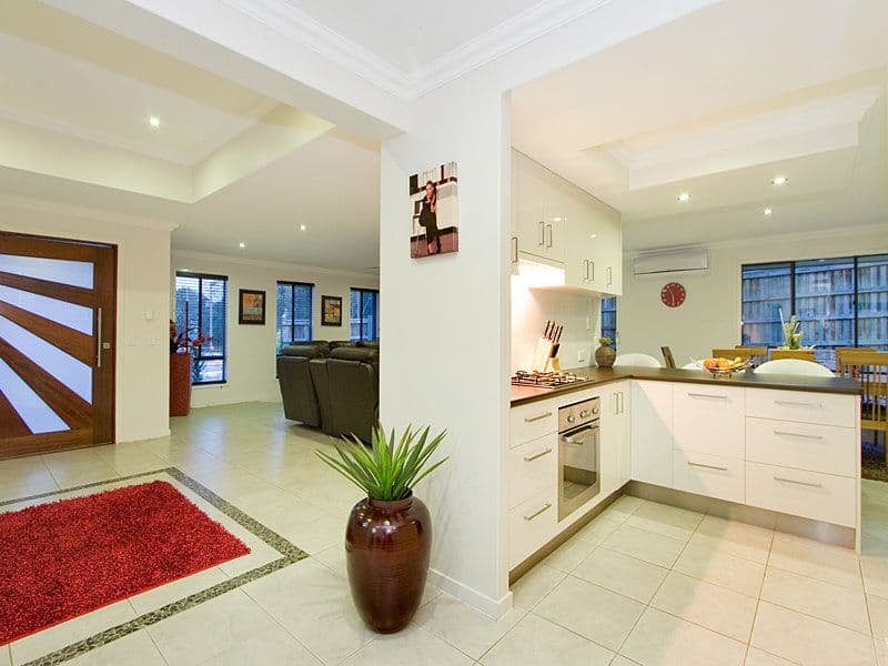 2 Armisfield Street, DOOLANDELLA QLD 4077, Doolandella - Thumbnail 7