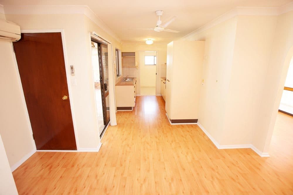 25 Glenalwyn Street, Holland Park QLD 4121, Holland Park - Thumbnail 4