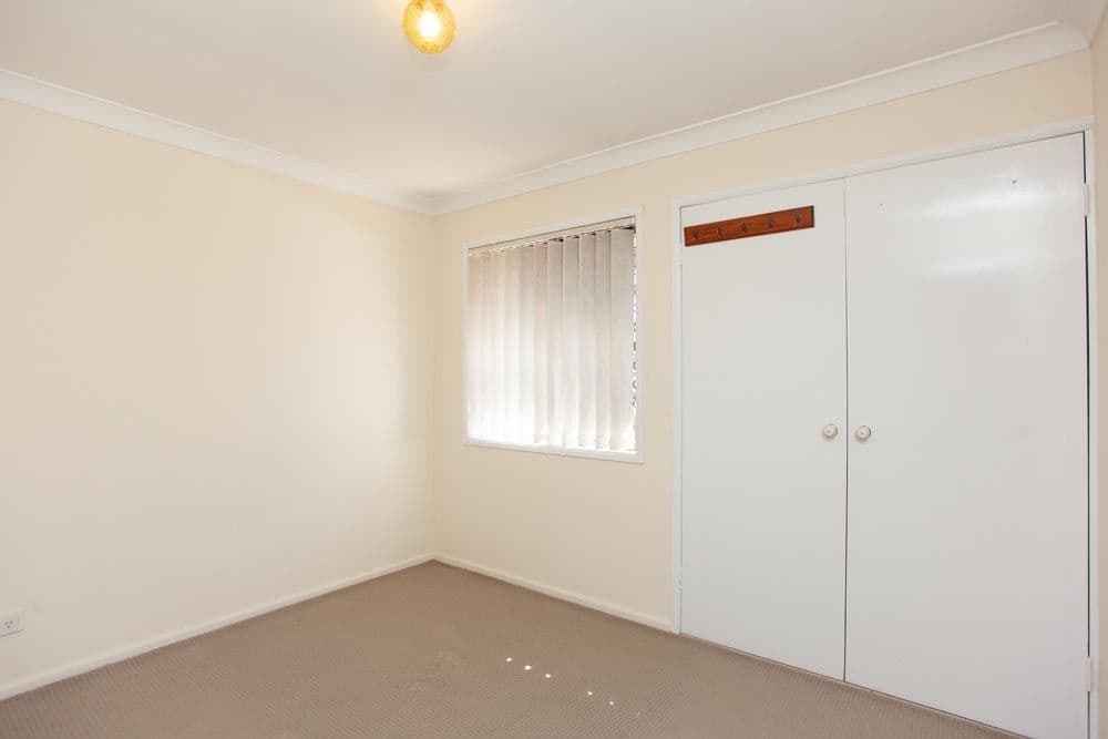 25 Glenalwyn Street, Holland Park QLD 4121, Holland Park - Thumbnail 8
