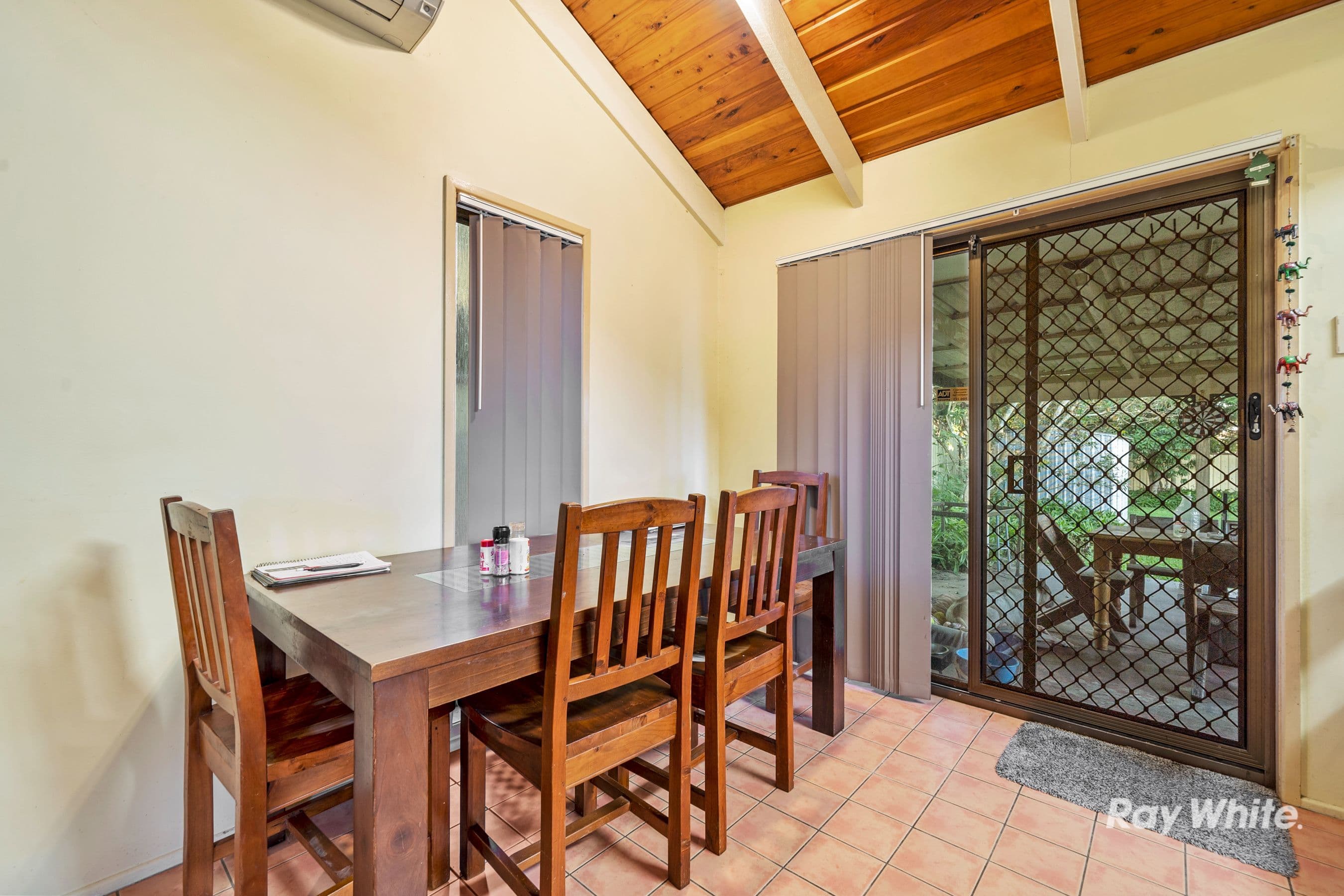 43 Carinya Street, Crestmead QLD 4132, Crestmead - Thumbnail 5