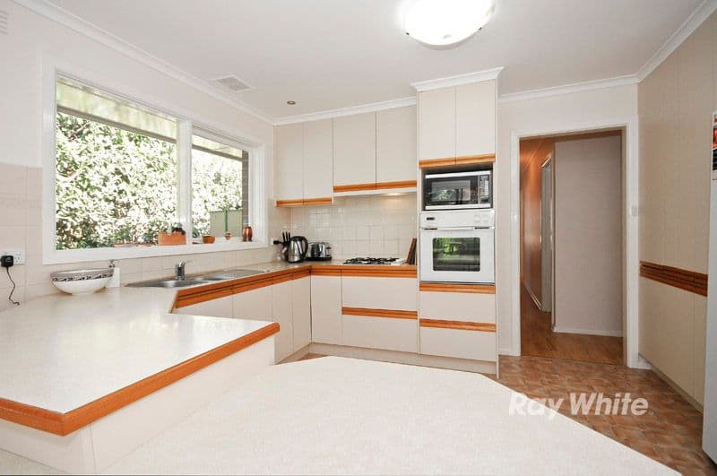 11 Dalpura Drive, BAYSWATER VIC 3153, Bayswater - Thumbnail 6