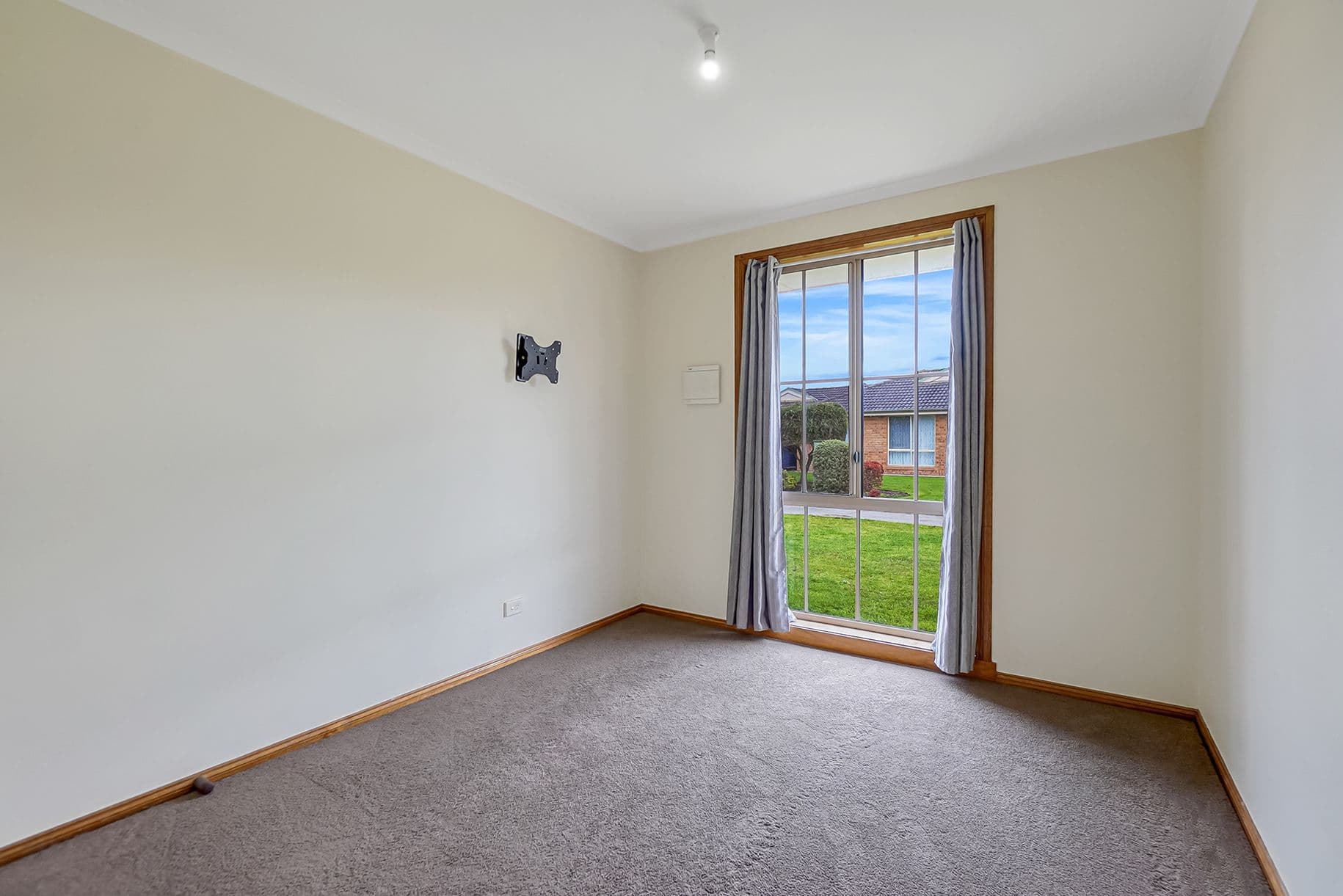 9 Naples Way, Pakenham VIC 3810, Pakenham - Thumbnail 8