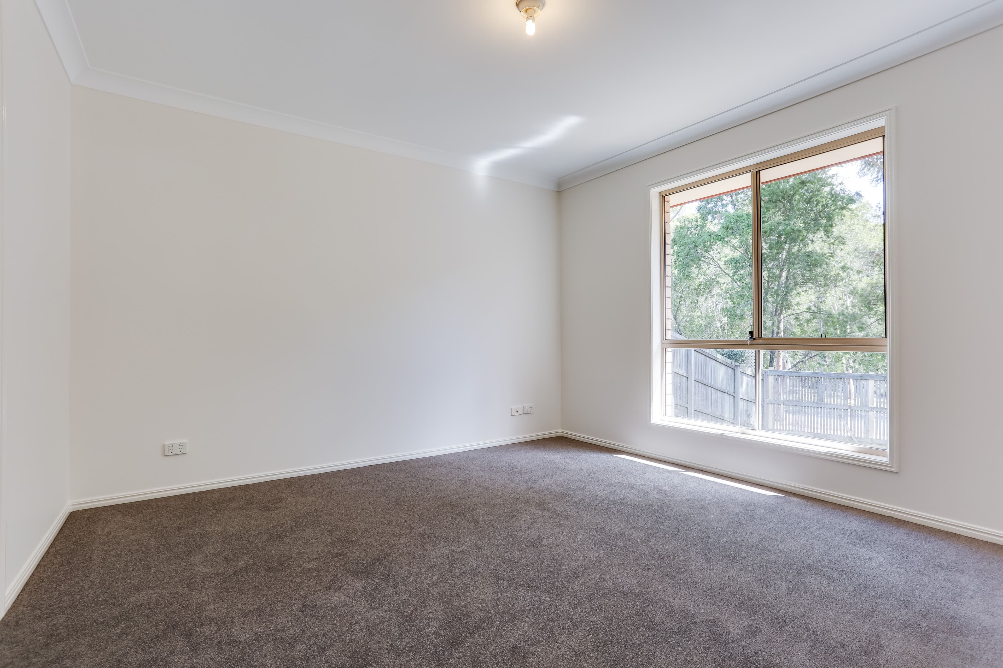 5 MALLARD Place, Forest Lake QLD 4078, Forest Lake - Thumbnail 6