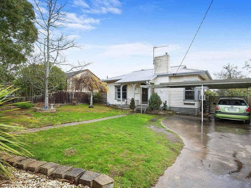 17 Laidlaw Street, Ararat VIC 3377, Ararat - Image 1