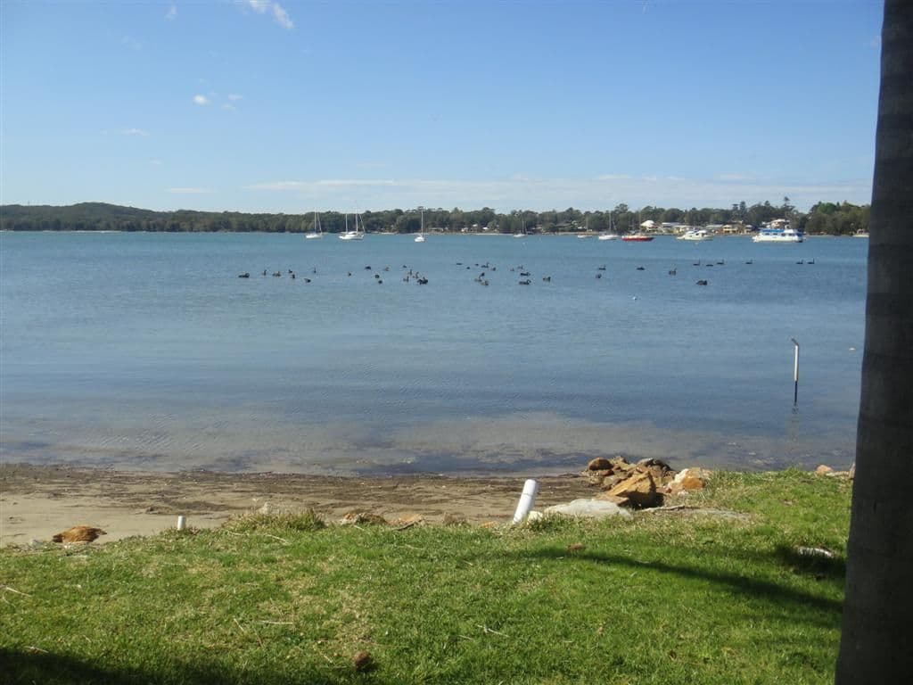 40 Admiralty Avenue, TANILBA BAY NSW 2319, Tanilba Bay - Thumbnail 2