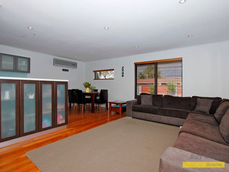 1 Whitely Street, HAMERSLEY WA 6022, Hamersley - Thumbnail 3