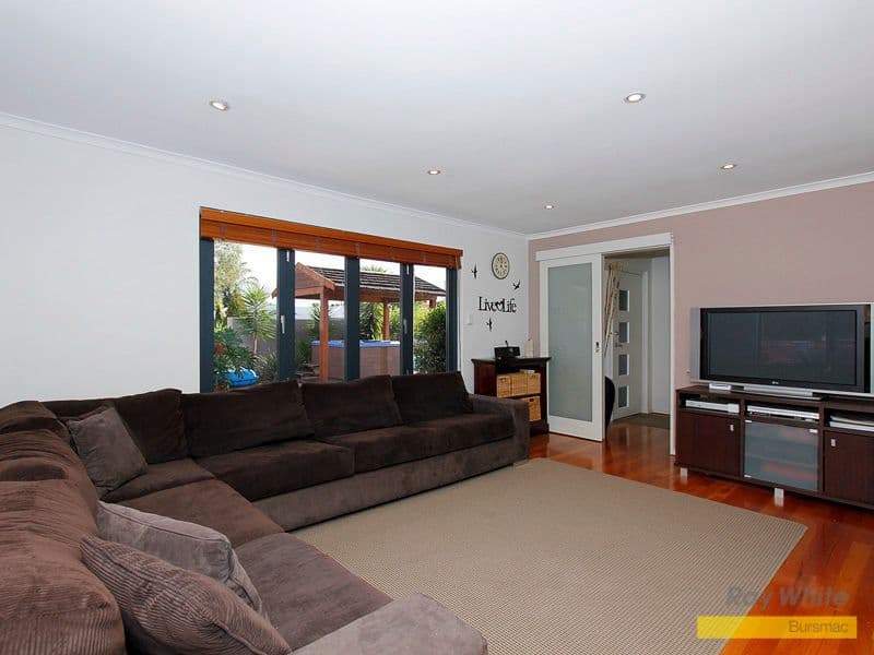 1 Whitely Street, HAMERSLEY WA 6022, Hamersley - Thumbnail 4