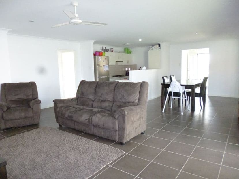 62 Katey Crescent, MIRANI QLD 4754, Mirani - Thumbnail 5