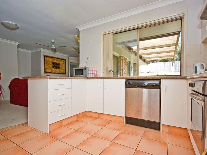 22 Hyde Place, FOREST LAKE QLD 4078, Forest Lake - Thumbnail 5