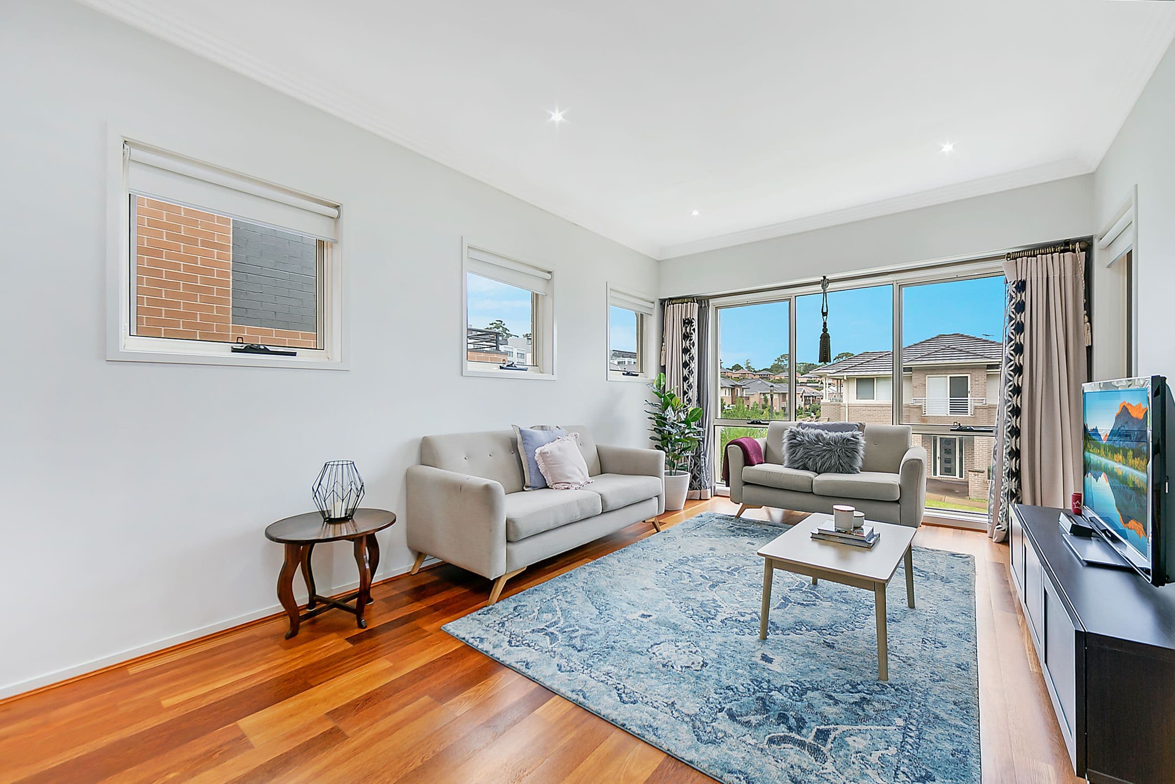 46 Birchgrove Crescent, Eastwood - Thumbnail 2
