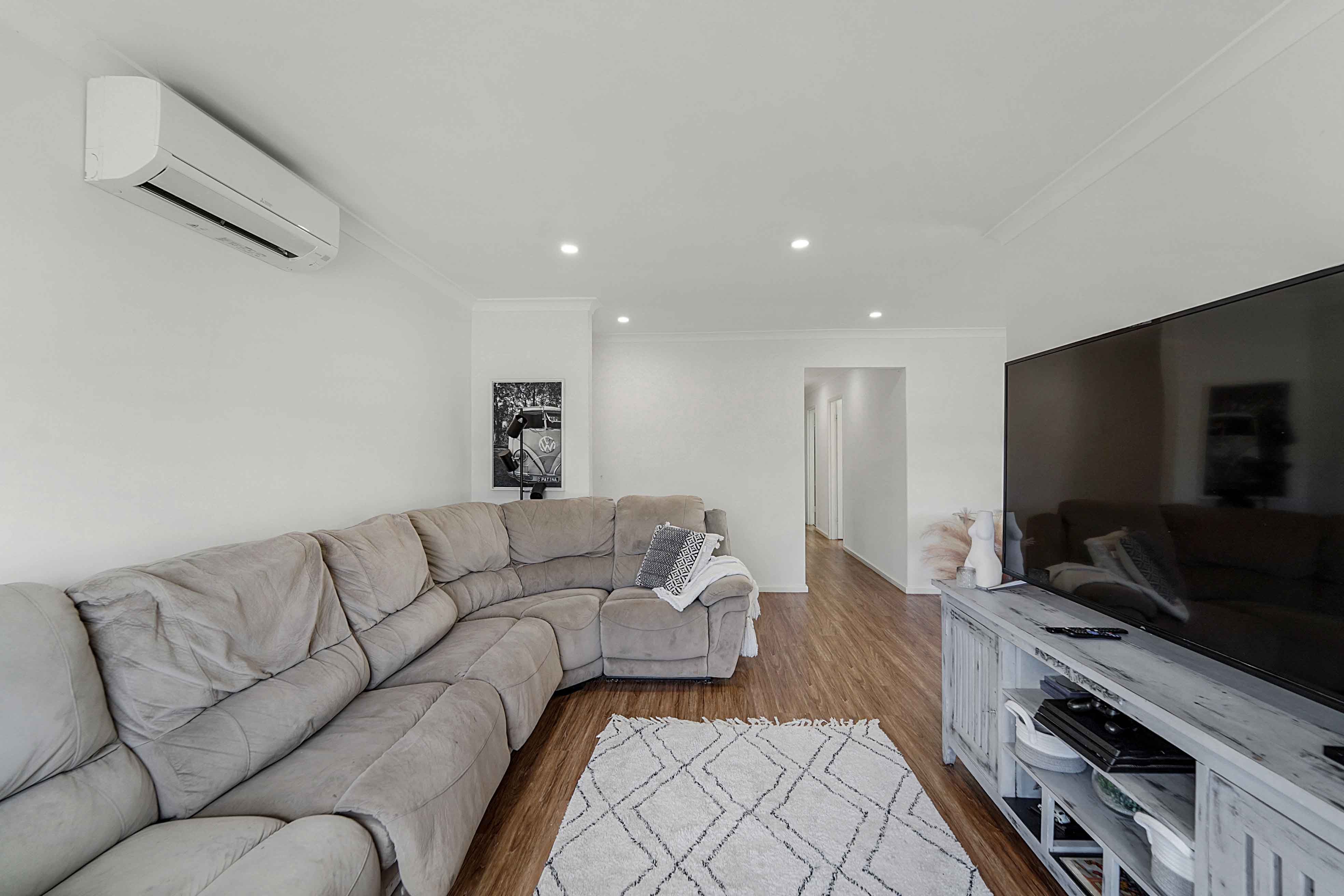 31 Newcomen Road, Stirling WA 6021, Stirling - Thumbnail 3
