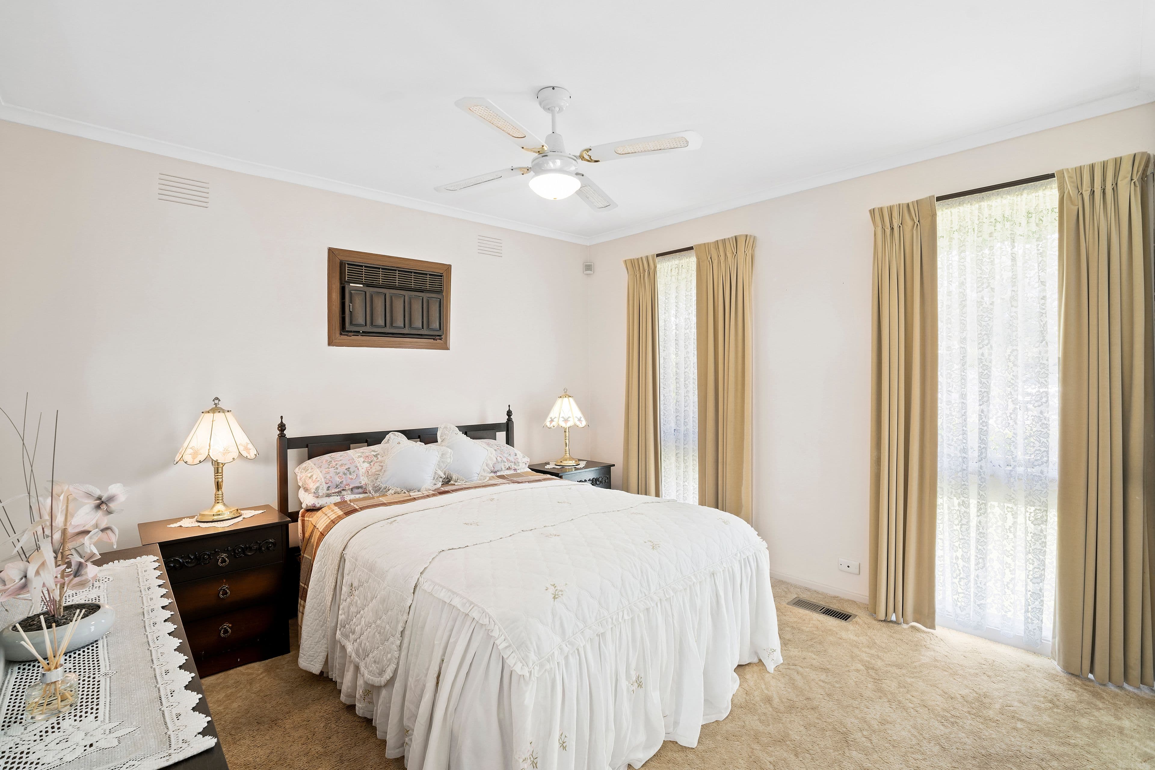 27 McComb Street, Sunbury VIC 3429, Sunbury - Thumbnail 5