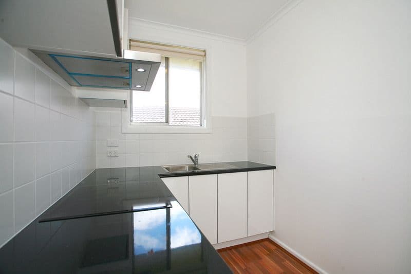 7 Dunblane Road, NOBLE PARK VIC 3174, Noble Park - Thumbnail 4
