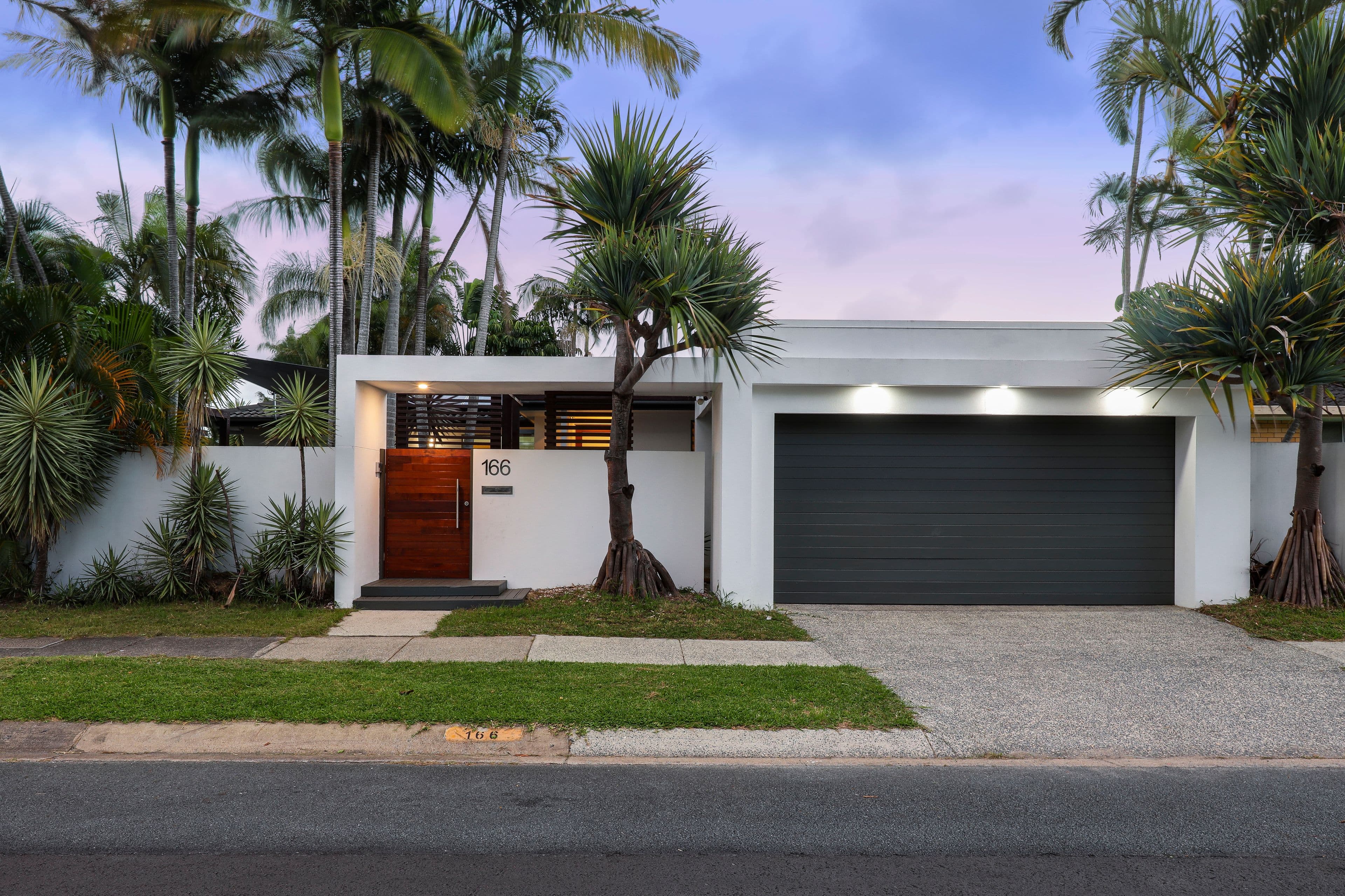 166 Monaco Street, Broadbeach Waters QLD 4218, Broadbeach Waters - Thumbnail 4