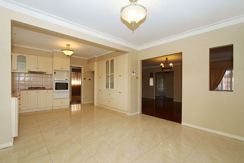17 Wodonga Crescent, THOMASTOWN VIC 3074, Thomastown - Thumbnail 3