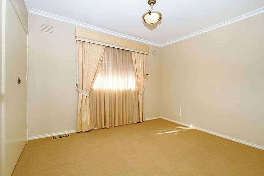 17 Wodonga Crescent, THOMASTOWN VIC 3074, Thomastown - Thumbnail 8