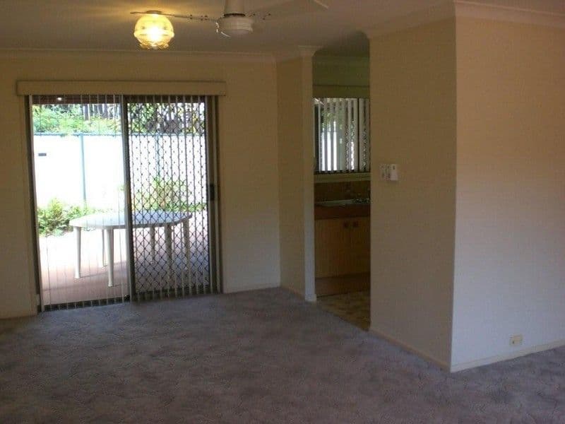 6 Jemalong Court, SPRINGWOOD QLD 4127, Springwood - Thumbnail 2