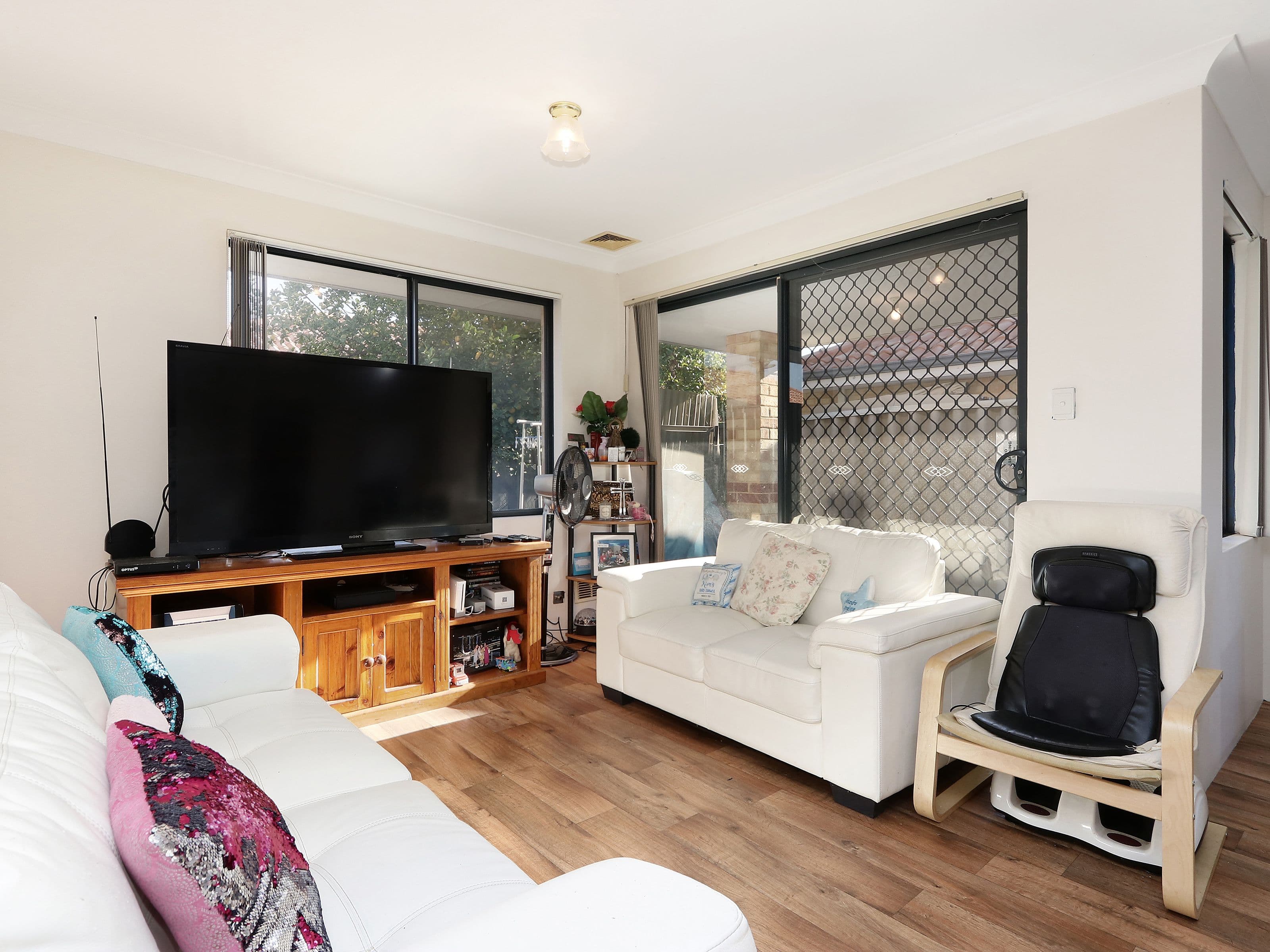 57 Centre Street, Queens Park WA 6107, Queens Park - Thumbnail 3