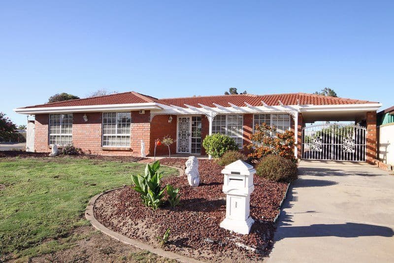 1 Woonda Crescent, NORTH HAVEN SA 5018, North Haven - Thumbnail 2