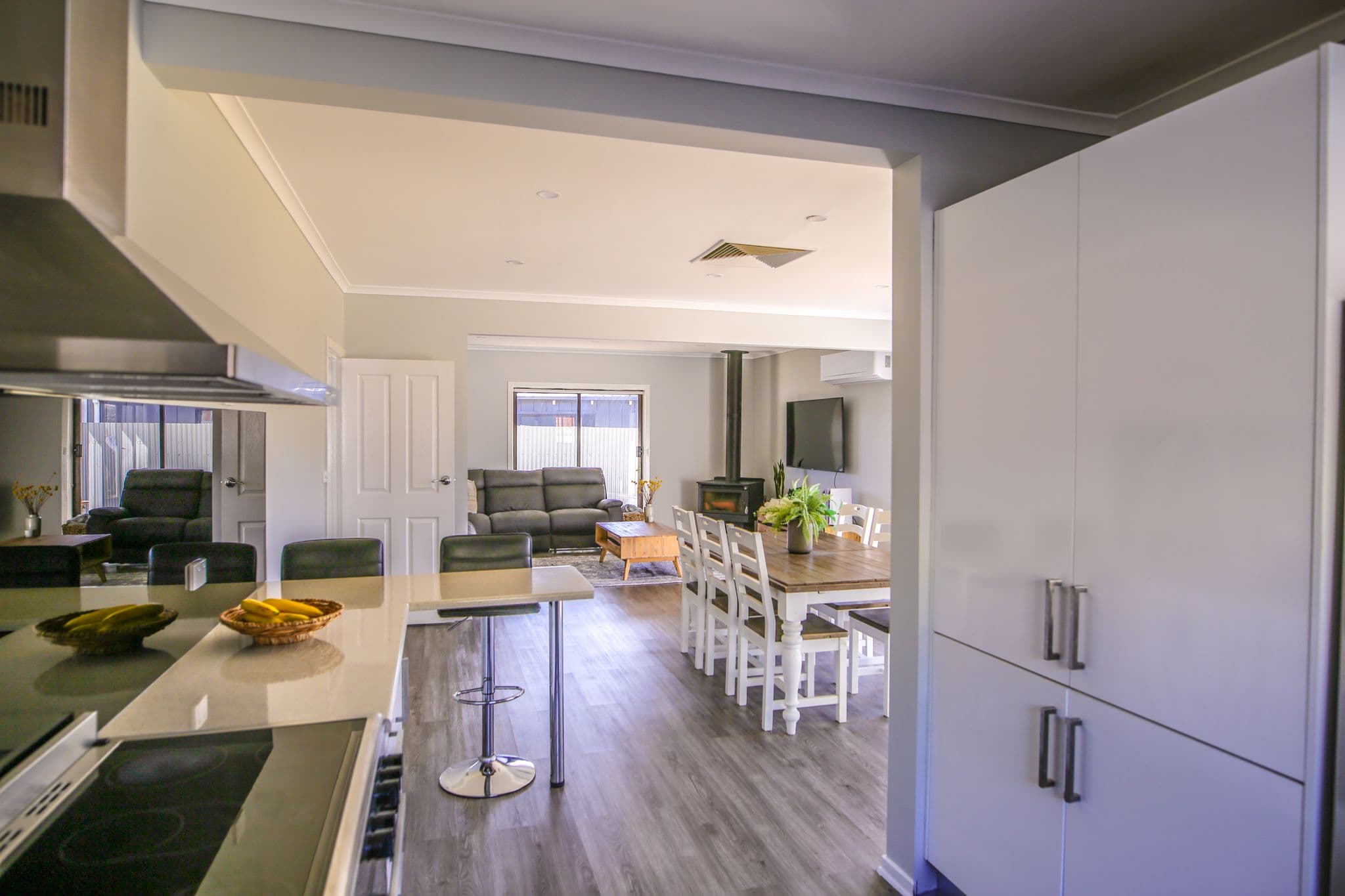 215 Henry Street, Deniliquin NSW 2710, Deniliquin - Thumbnail 3