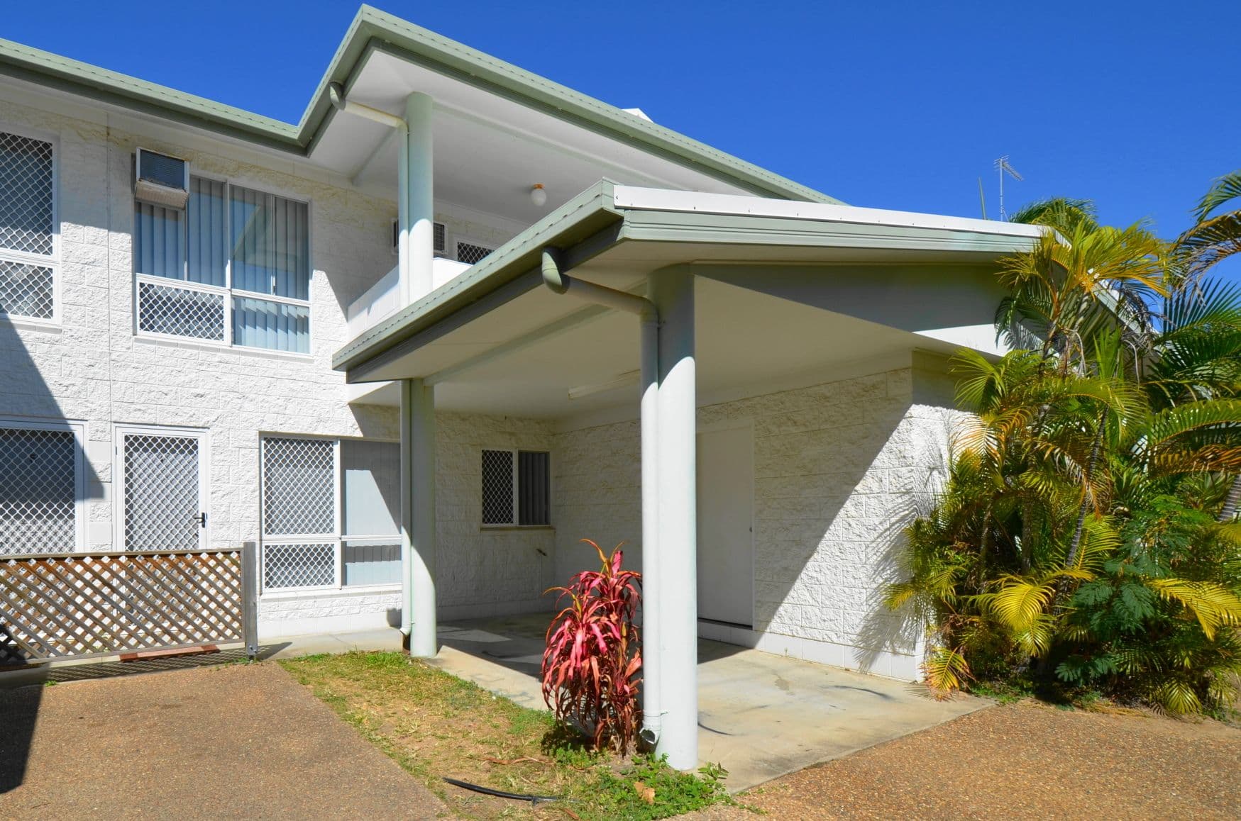 17 Rose Street, North Ward QLD 4810, North Ward - Thumbnail 2