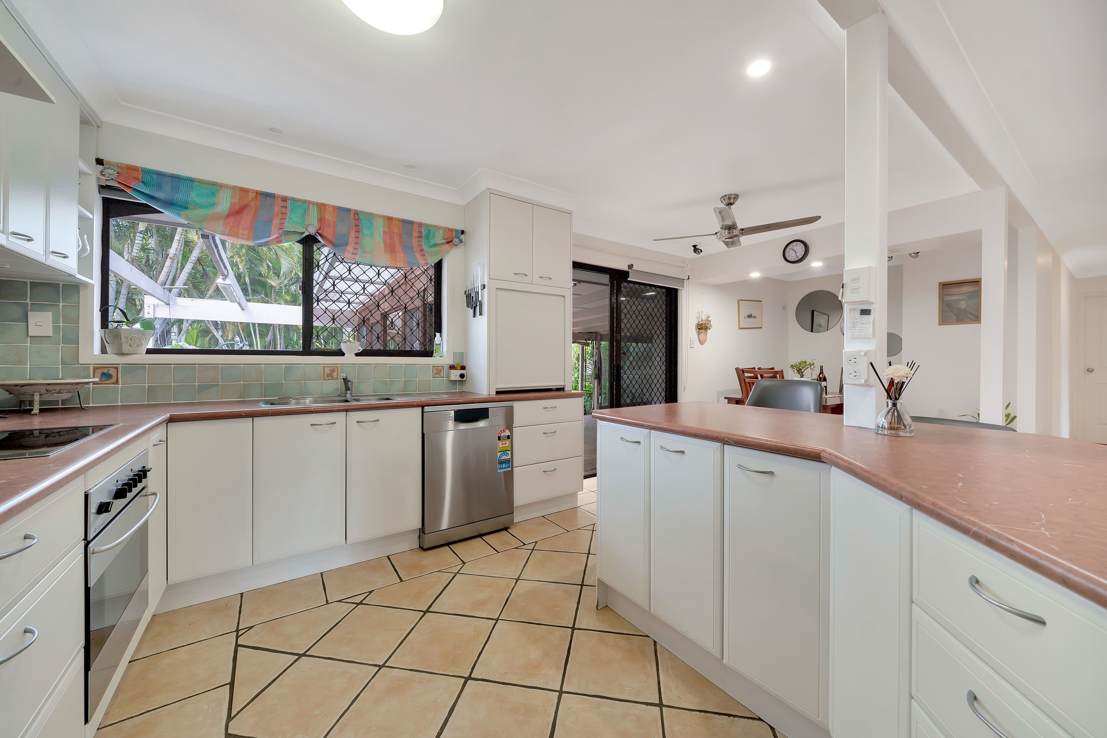 6 Parkway Road, Daisy Hill QLD 4127, Daisy Hill - Thumbnail 6
