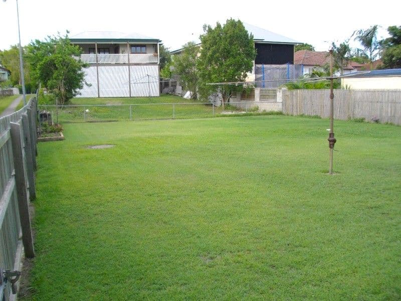 36 Edinburgh Castle Road, KEDRON QLD 4031, Kedron - Thumbnail 3