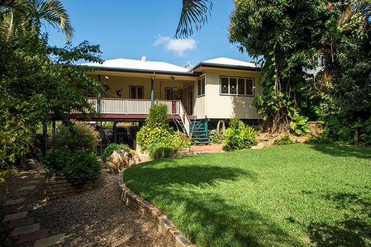 8 Hunter Street, WEST GLADSTONE QLD 4680, West Gladstone - Thumbnail 2