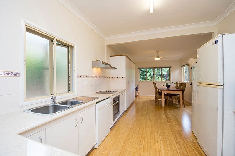 8 Hunter Street, WEST GLADSTONE QLD 4680, West Gladstone - Thumbnail 4
