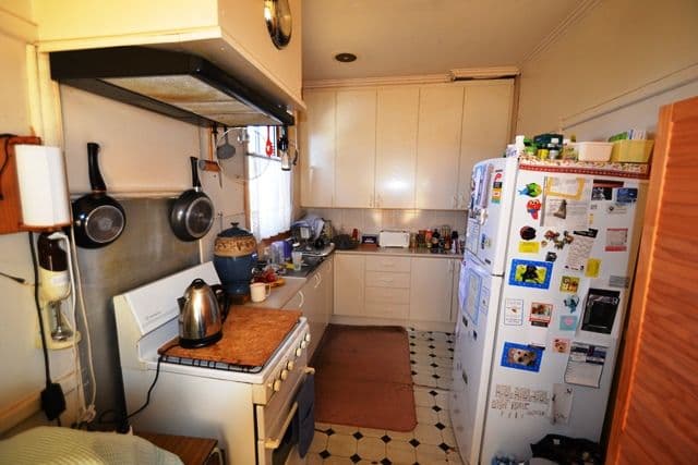 27 Anglesey, SEYMOUR VIC 3660, Seymour - Thumbnail 3